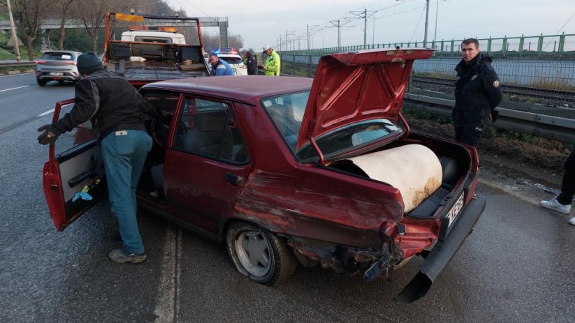 Samsun'da Fiat Tofaş bariyere çarptı: 1 yaralı