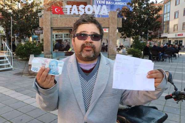 100 lira borç para istedi, hesabına 100 bin lira yattı: 'Haram para yiyemem'