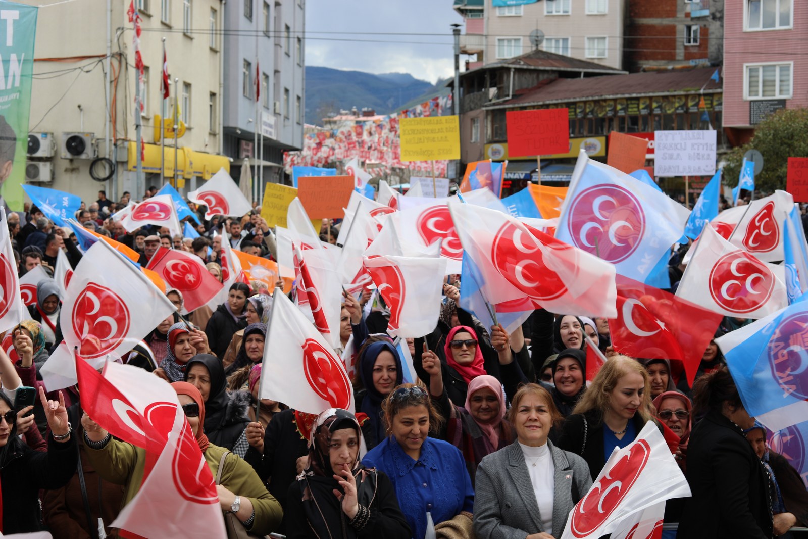 Burhan Mucur; 'Salıpazarı'nda Cumhur İttifakı'nın bayrağını dalgalandıracağız'
