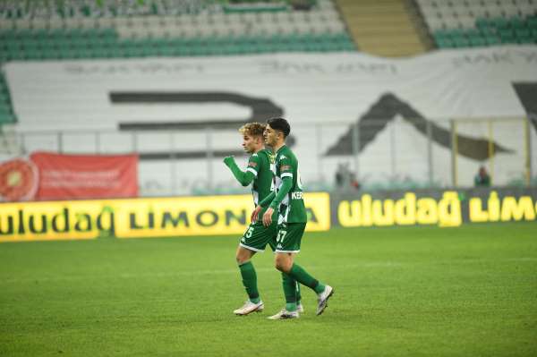 Bursaspor'un genç oyuncusu Eren Güler: 'Gelişmeye devam'