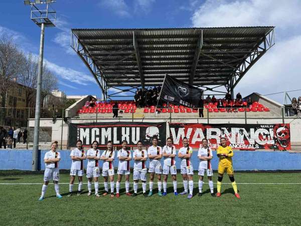 Eskişehirspor Kadınlar Ligi'ndeki ilk yenilgisini yaşadı - Eskişehir haber
