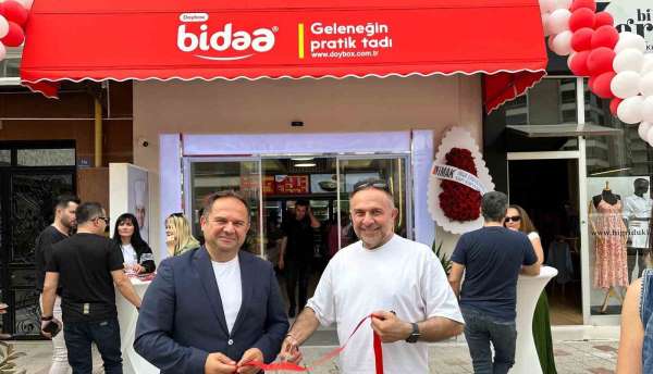 Bursa'yı 'Bidaa Dükkan' tutkusu sardı
