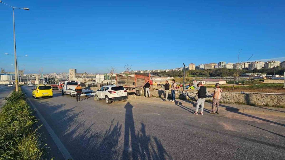 Bandırma Liman Yolu'nda zincirleme kaza: 2 yaralı
