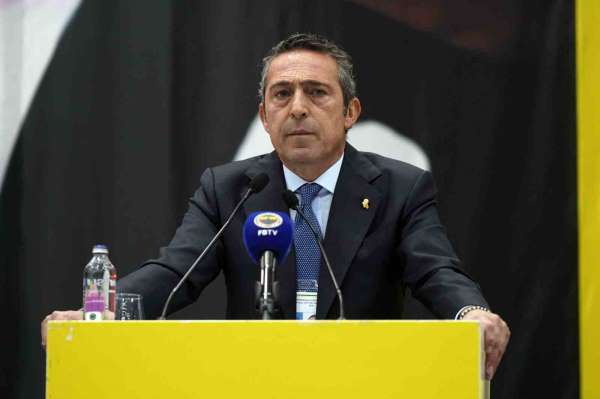 Fenerbahçe Başkanı Ali Koç: 'Biz yönetim kurulu olarak görevimizin başındayız, devam edeceğiz.'