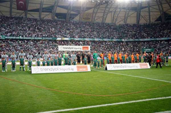 Trendyol Süper Lig: Konyaspor: 0 - Galatasaray: 0