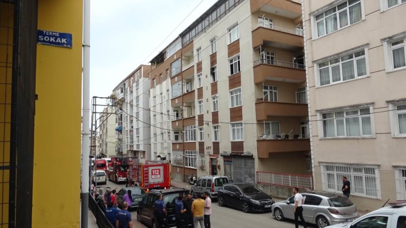 Samsun'da yangın paniği: Babasına kızıp evi ateşe verdi