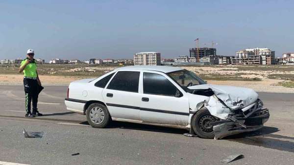 Karaman'da trafik kazası: 2 yaralı