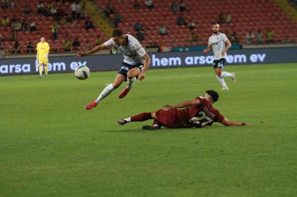 Trendyol Süper Lig: Hatayspor: 1 - Fenerbahçe: 1