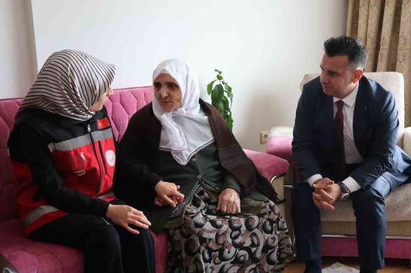 Erzurum'da şehit annesine anlamlı bayram hediyesi