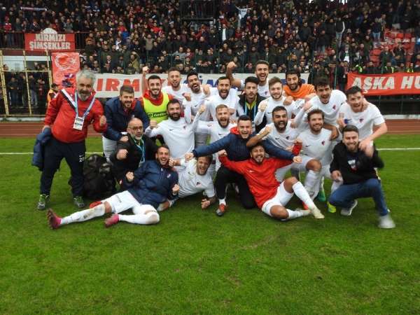 Düzcespor taraftardan TFF'ye teşekkür 