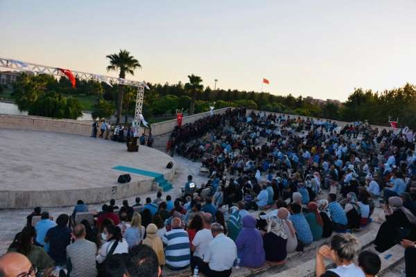 Harran Üniversitesi Tıp Fakültesi genç doktorlarını mezun etti