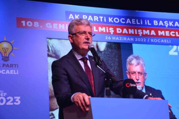 AK Parti Kocaeli İl Başkanı Ellibeş: 'Şehitlerimiz adına saygı duruşu yerine teröristlerin adına saygı duruşu