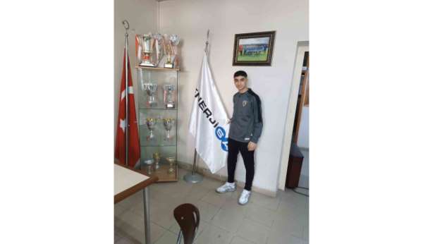 Başkent EDAŞ Spor Kulübü Türk futboluna oyuncu yetiştiriyor