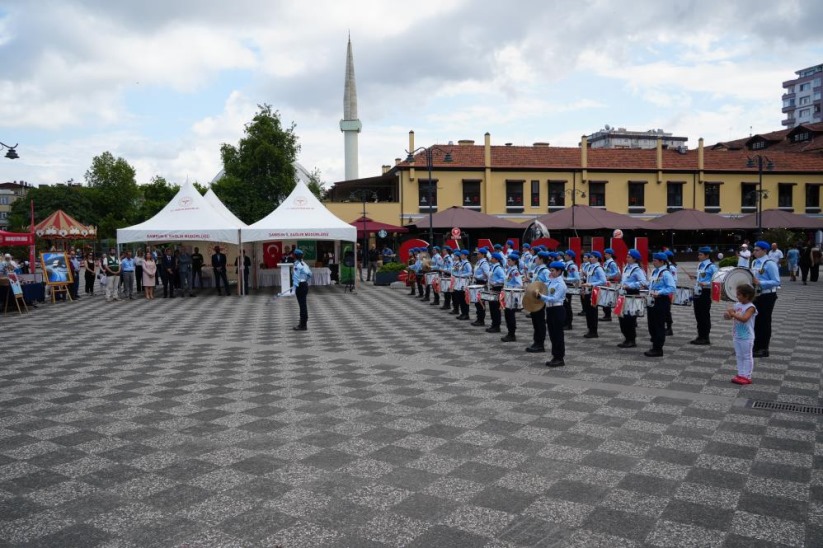 Samsun'da vatandaşlar uyuşturucuya karşı bilgilendirildi