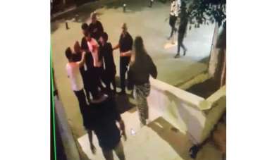 Batman'da 17 yaşındaki gencin bıçaklı saldırıya uğradığı anlar kamerada