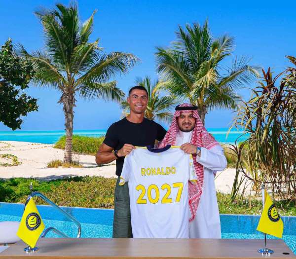 Cristiano Ronaldo, 2027 yılına kadar Al Nassr'da