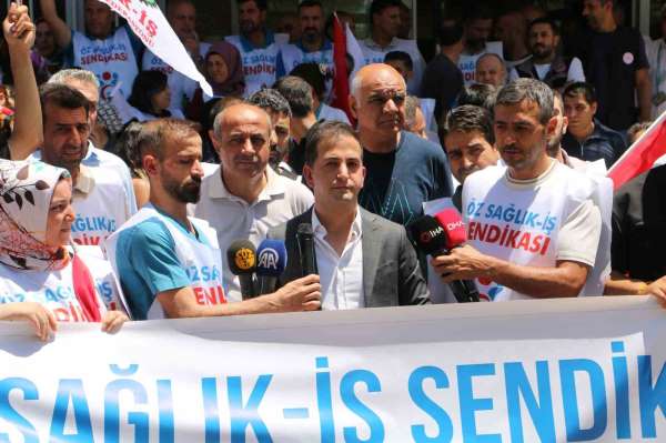 HAK-İŞ ve Öz Sağlık İş Başkanı Aküzüm. 'Beklentimiz, çalışanı merkeze alan, geçim şartlarını gözeten adil bir
