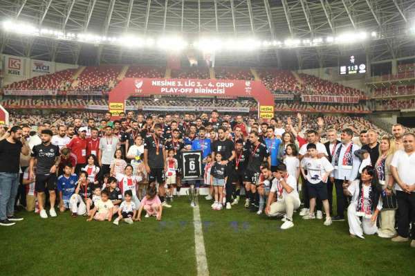 İstiklalspor Kulüp Başkanı Akarca: '2. Lig'de de hedefimiz büyük'