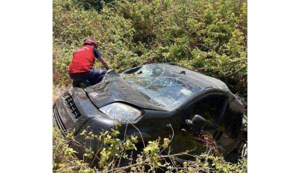 Balıkesir-Bandırma karayolunda feci kaza: 1 ölü, 2 yaralı