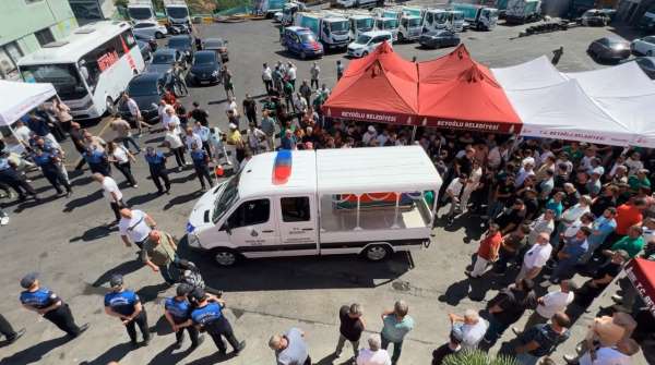 Beyoğlu'nda 9 aracın karıştığı kazada ölen Uğur Tilkici son yolculuğuna uğurlandı