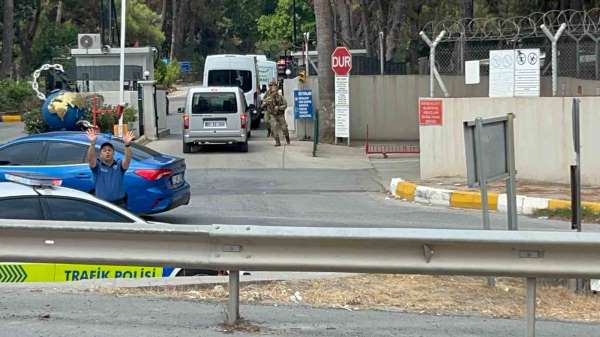 İskenderun'da şehitler için tören düzenlendi