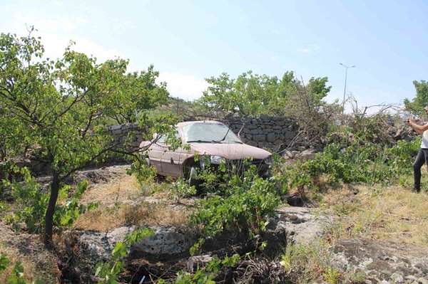 Kayseri'de ilginç kaza: Sürücü araçtan atlayarak kurtuldu