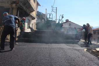 Turhal'da asfalt çalışmalarına hız verildi