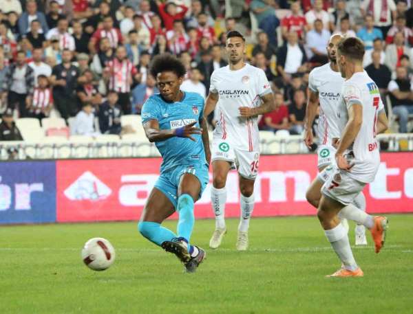 Trendyol Süper Lig: EY Sivasspor: 1 - Antalyaspor: 1