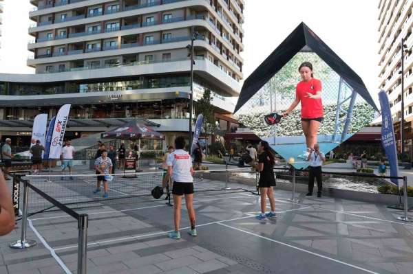 Pickleball Bursa Cup'ta ödüller sahiplerini buldu