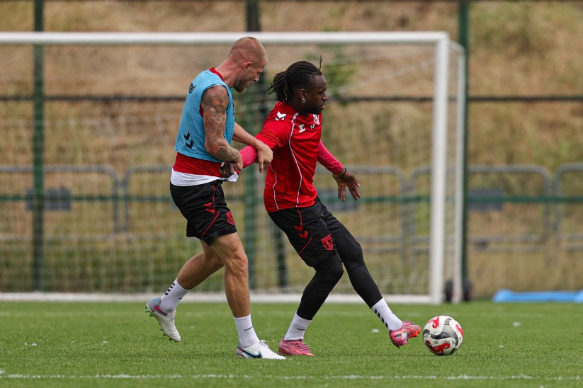 Reis, talebelerini zorlu mücadele için hazırlıyor