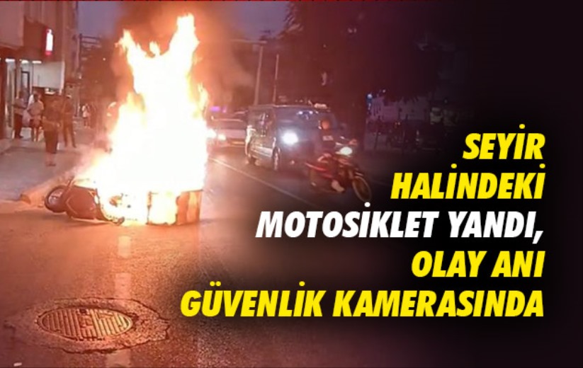 Samsun'da seyir halindeki motosiklet yandı, olay anı güvenlik kamerasında