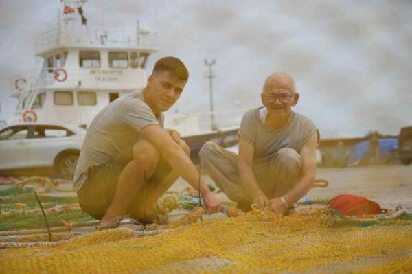 Hamsiye susayan Karadenizli balıkçılarda hazırlıklar tamamlanmak üzere