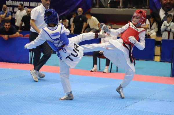 Anadolu Yıldızlar Ligi Taekwondo Türkiye Şampiyonası Karabük'te başladı