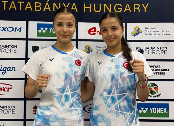 Genç milli badmintonculardan Avrupa Şampiyonası'nda 4 yarı final