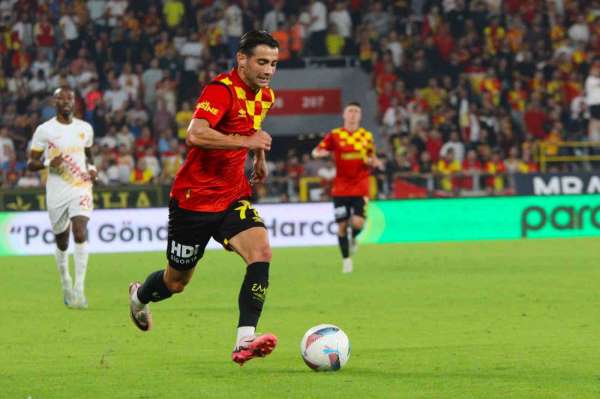 Göztepe'de Ogün Bayrak sevinci