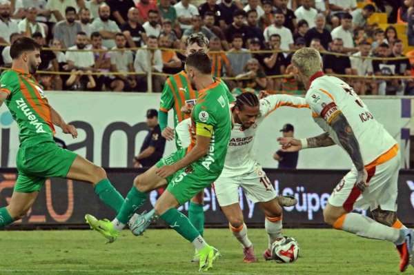 Trendyol Süper Lig: Corendon Alanyaspor: 0 - Galatasaray: 1