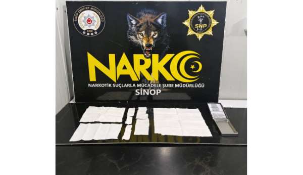 Sinop'ta 3 bin 877 kullanımlık uyuşturucu ele geçirildi