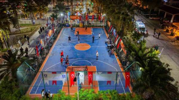 Turgutreis'te basketbol şöleni başladı
