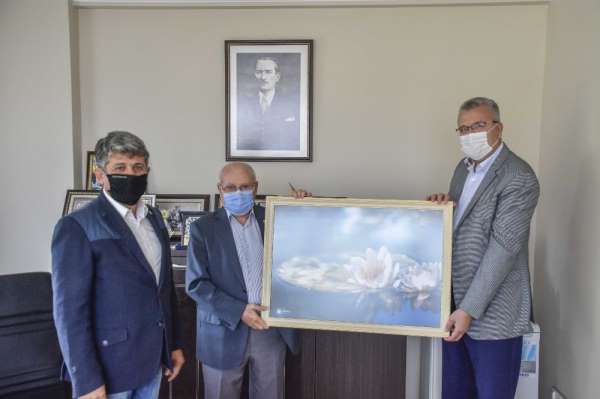 Başkan Özkan, Karacabey'e salça tesisleri kazandırma konusunda ısrarcı 