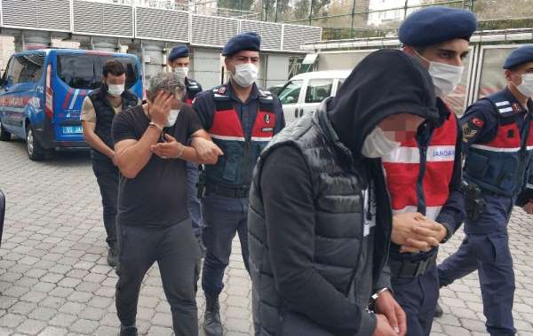Samsun'da esrarla yakalanan 3 kişi gözaltına alındı 