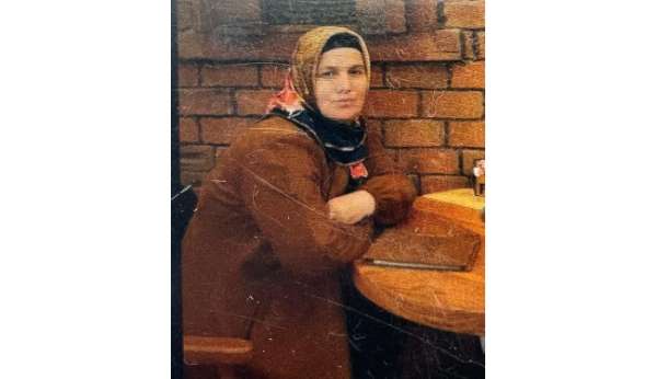 Bartın'da feci kazada ölen kadın son yolculuğuna uğurlandı