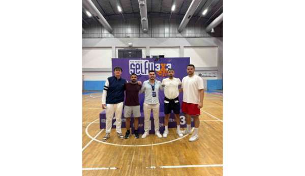 ERÜ, 3x3 turnuvasında Türkiye ikincisi oldu