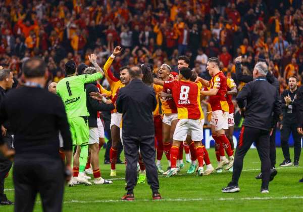 Galatasaray, ligde Fenerbahçe'ye karşı 5 maçtır yenilmiyor