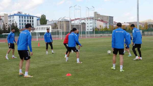 Kars 36 Spor'da Antalyaspor mesaisi sürüyor