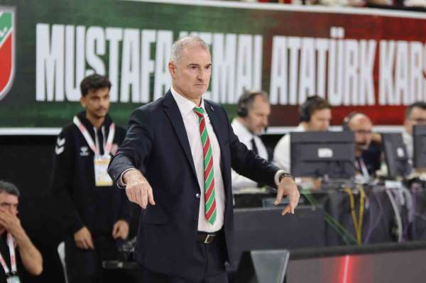 Karşıyaka Basketbol, iç sahadaki ilk yenilgisini aldı