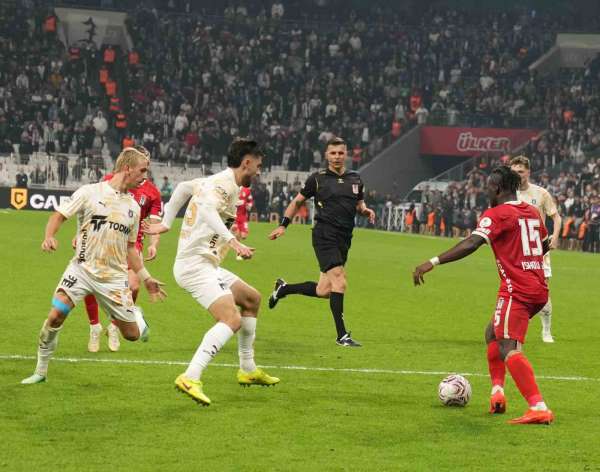 Trendyol Süper Lig: Beşiktaş: 2 - Başakşehir: 0