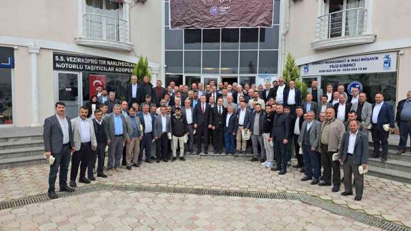 Vezirköprü'de muhtarlar ve protokol mahallelerin sorunlarını görüştü