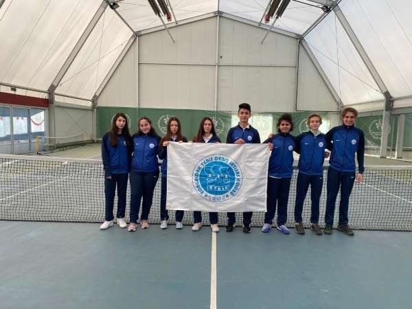 Zonguldak Tenis Deniz Spor Kulübü Karadeniz Bölgesi ikincisi oldu 
