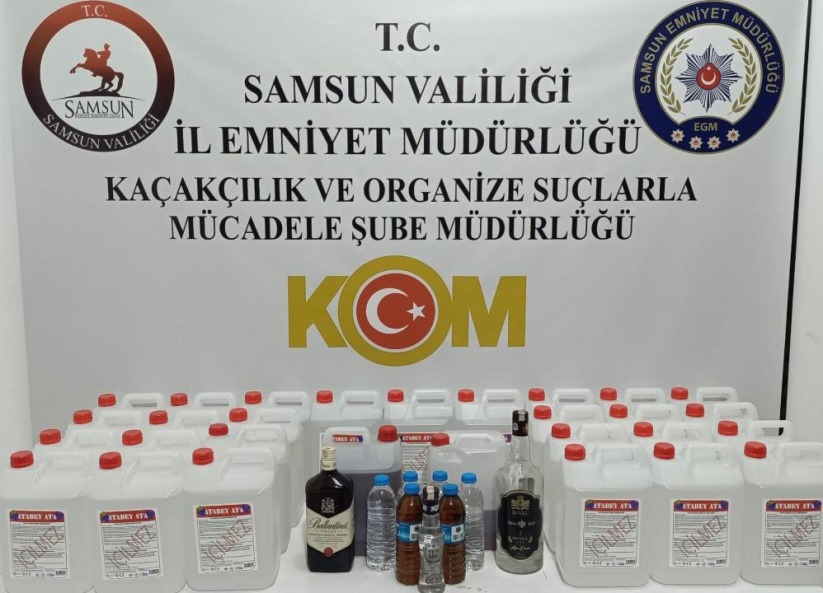 Samsun'da 130 litre etil alkol ve 16 litre sahte içki ele geçirildi