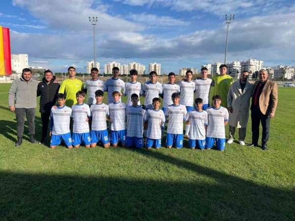 Kemer Belediye Merkez Spor U16, Kundu Spor'u 4-0'lık skorla geçti